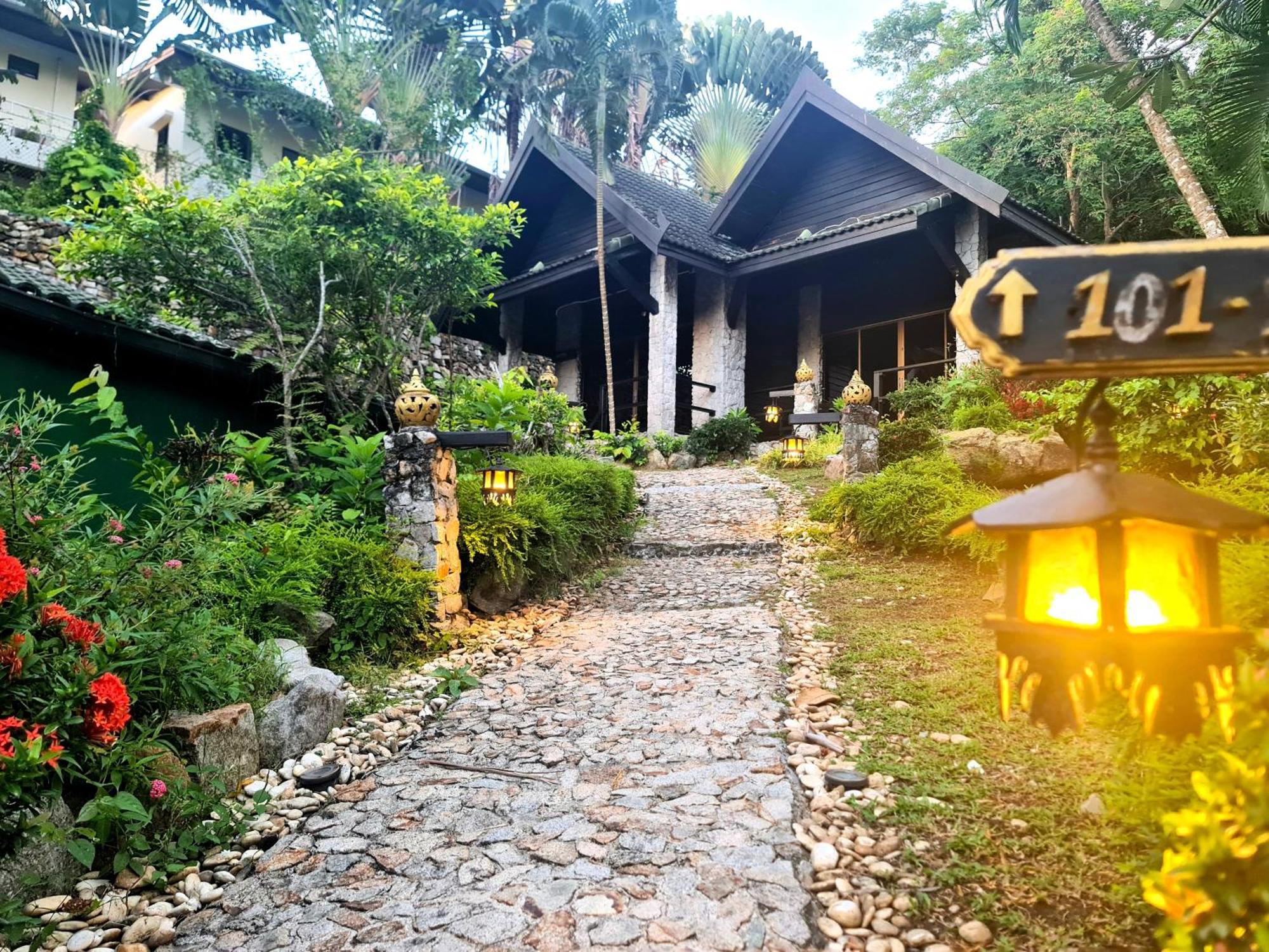 Hotel Boomerang Village Kata Beach
